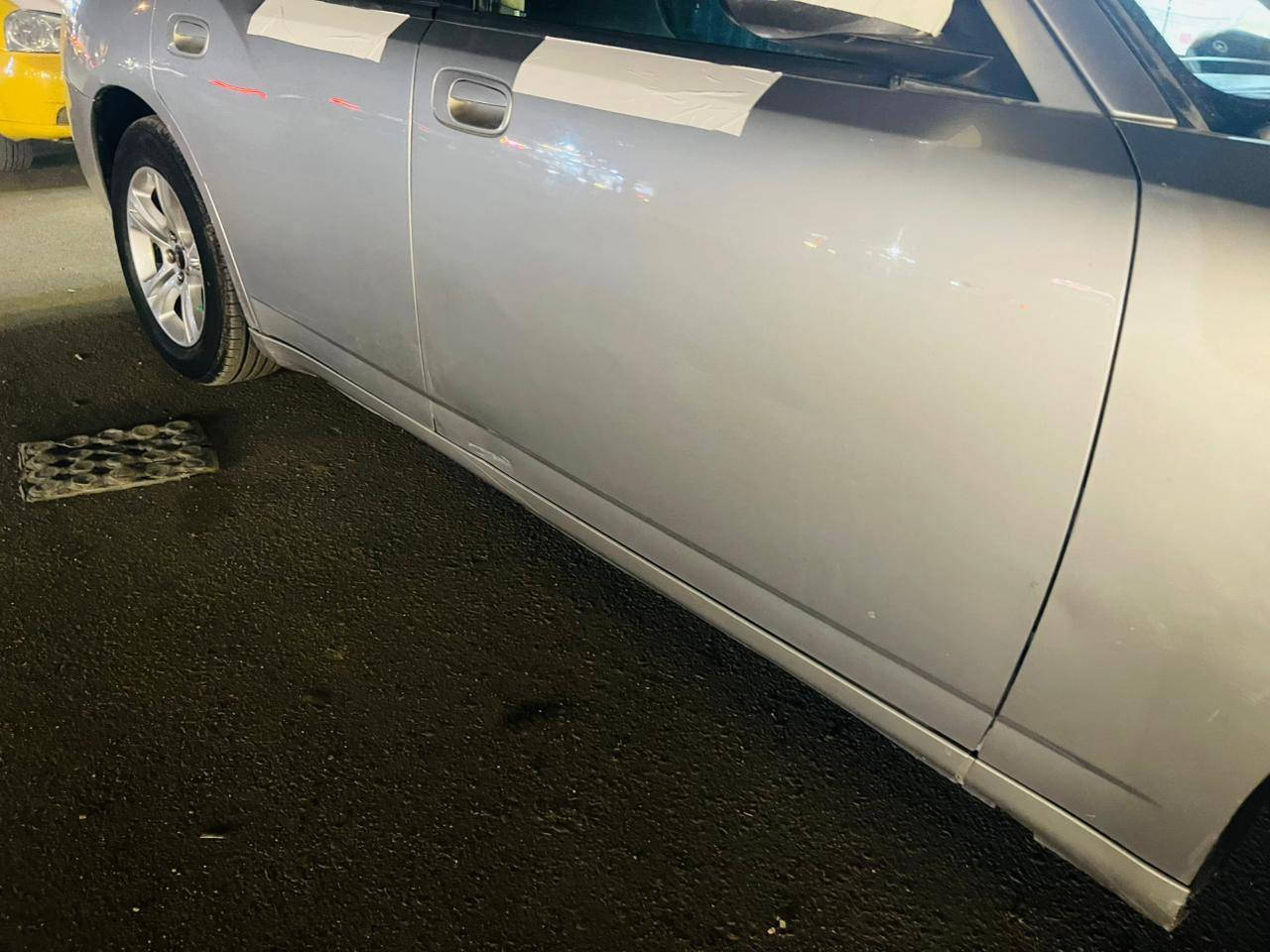 السلام عليكم
جارجر موديل 2008 كفاله عامه من الحادث وتبديل
بس دعاميه اماميه مصبوغه وبيها بارد قليل
تخم تاير صدر خلفي امامي جديد دبلات خلفي امامي جديد
السيارة بيها كازكيت ابيعلك مكينه كايمه ونه خفيفه بل اكسل شرط تحويل السعر 105 قفل 
***********
