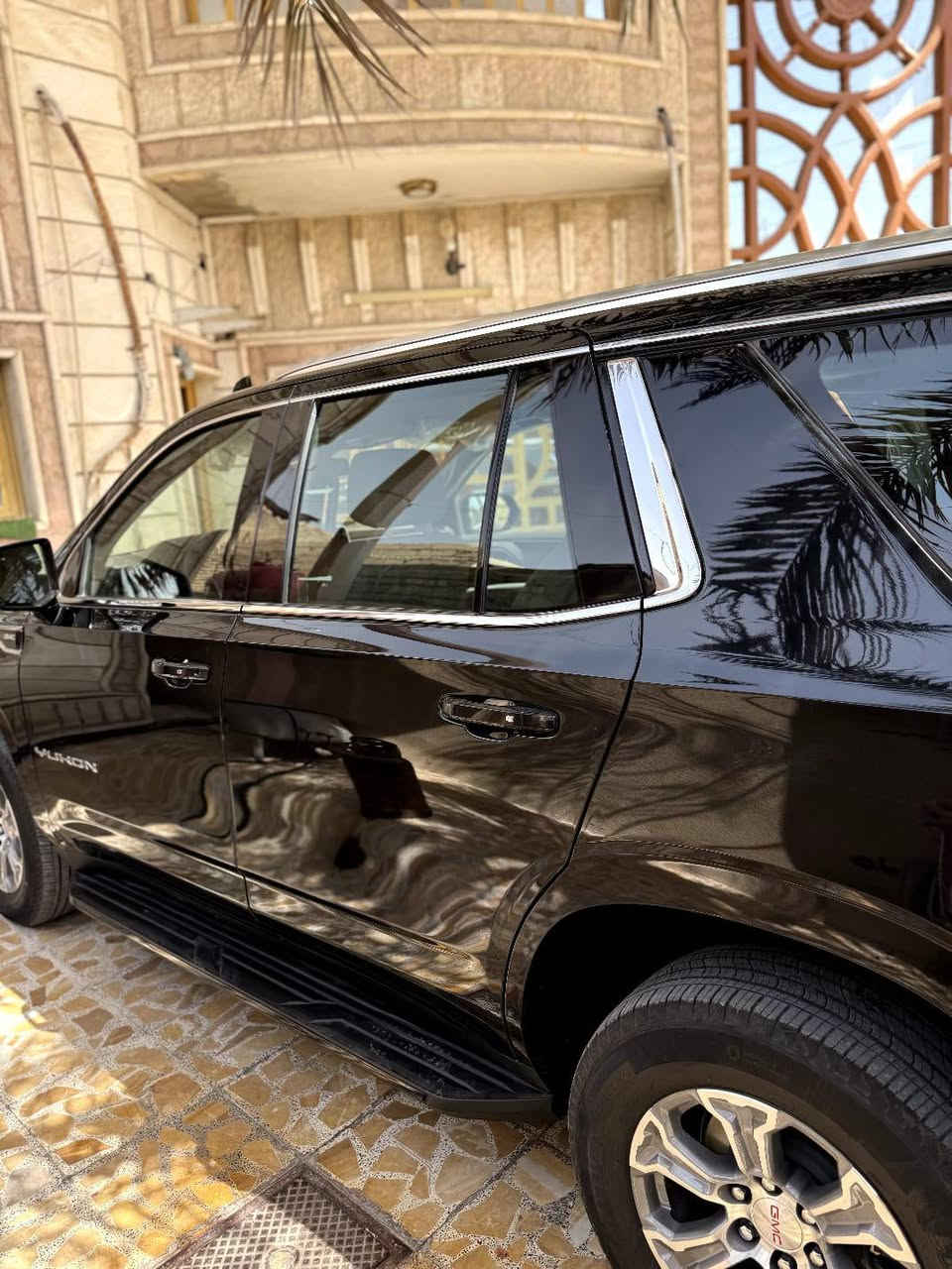السلام عليكم سياره GMC مديل 24خليجي موصفات SLE مغلفه نانو السياره كفاله عامه من الزلق والشخط والصدعه السياره ماشيه23000 بعده بضمان شركه المنصور العنوان البصره الجنينيه *********** السعر 49000الف دولار
