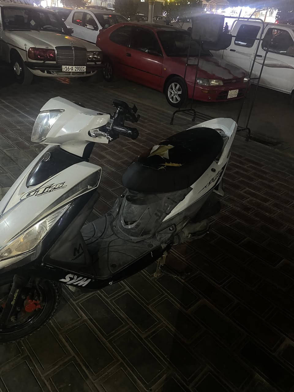 دراجه سيام
للبيع الدارجه كامله مابيها اي نقص نكره سلف 

اشاير لايت عالي ناصي رماش 
دراجه حلوه ناعمه 

السعر 350 
الشراي يجي خاص واتساب اتصال ماسنجر

مكاني كربلاء حي الوفاء واني خادم 

***********
