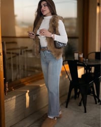 ستايل أشتي حديد • لوك شتوي • الفرو والجينز