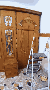 غرفة نضيفة للبيع،  مكانها الكوت حي الخضراء سعرها 750 للاتصال ***********
