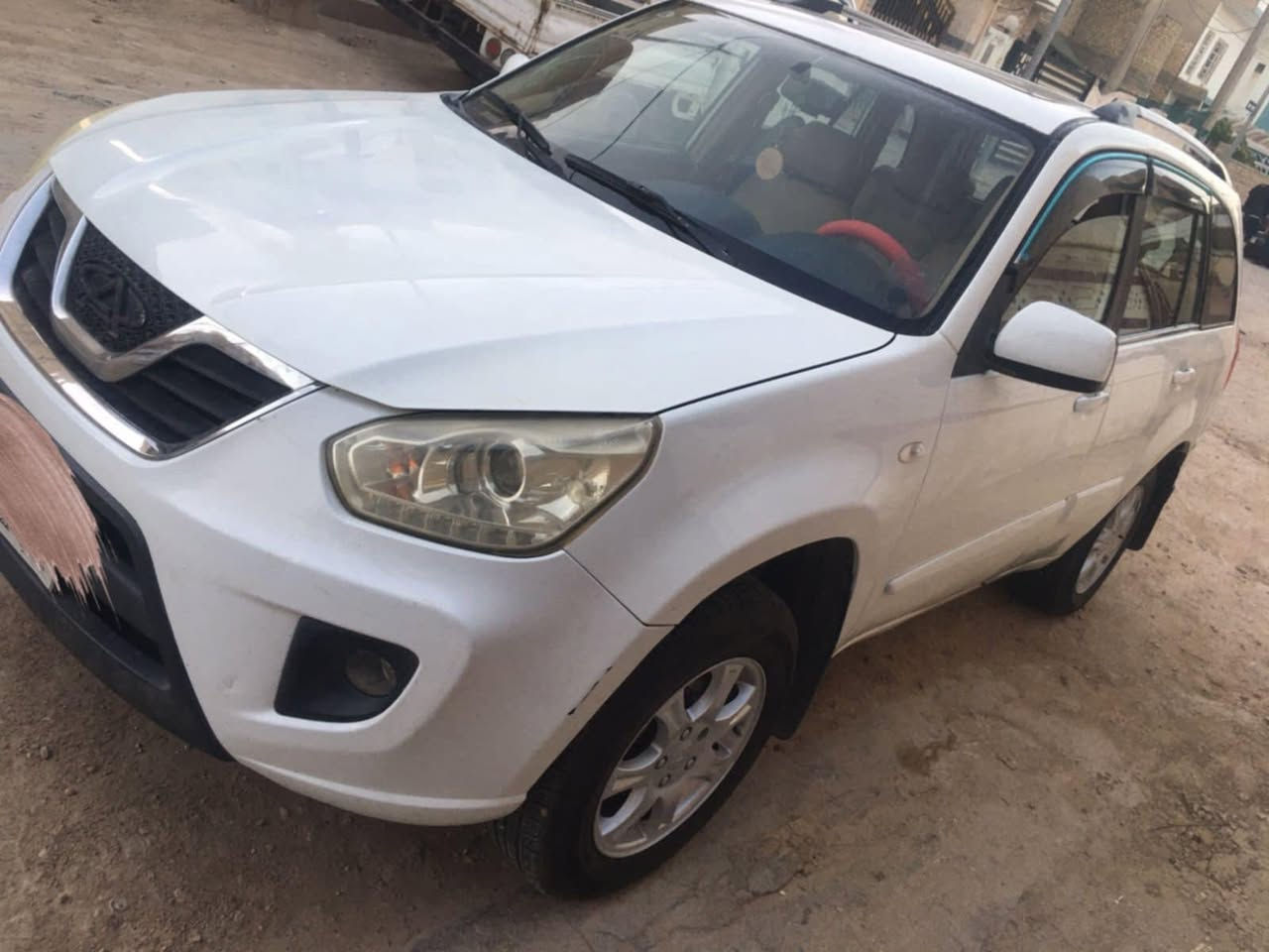 تيكو ٢٠١٢شكل ١٣
سياره جاهز من كلشي كير محرك مكفولات 
بيه طخات بسيطه تبريد شغال شاشه 
سنويه جديده 
باسم بنيه 
غير متواجد ع فيس 
***********
