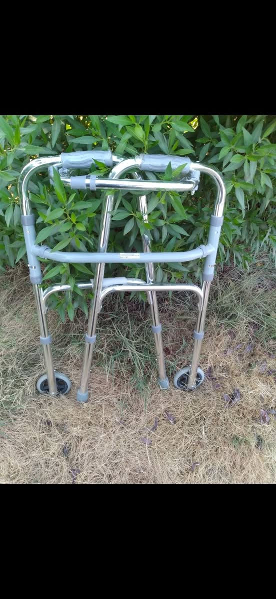 غراض للبيع


**إذا كنت صاحب هذا الإعلان وتريد حذفه لأي سبب، رجاءا أرسل رسالة إلى الدعم الفني**