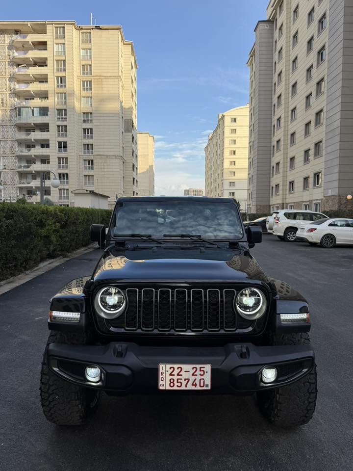 Jeep Gladiator  Over land 2023
جيب كلاديتور اوفر لاند
موديل 2023
ماشية 27 الاف
سيارة فول مواصفات اوفر لاند 
مواصفات و نظافة مبين من صور
جديد جداً نظافة ٪؜100
سيارة جاية كلين طلع بيها مكانين صبغ امريكا
بدون دواخل بدون ايرباك بدون شاصي بدون بجم 

سعر  265

0770 445 2620
