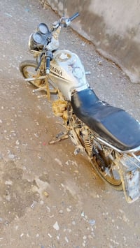 موطور هيوش 2017 شرط لا كير ولا محرك مفتوح بس يرادله كشر سعر 300،،،0781...