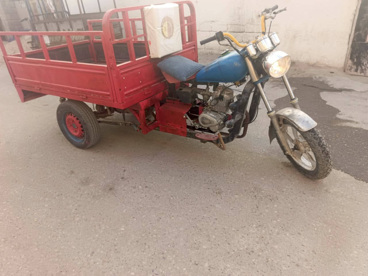 السلام عليكم
ام تي آر البيع مكاني بصره كرمة علي 
رقم اسود كهرباء وسلف كلشي شقال بيه 
السعر واحد وربع $ وبيه مجال قليل
رقمي ‏‪***********‬‏
