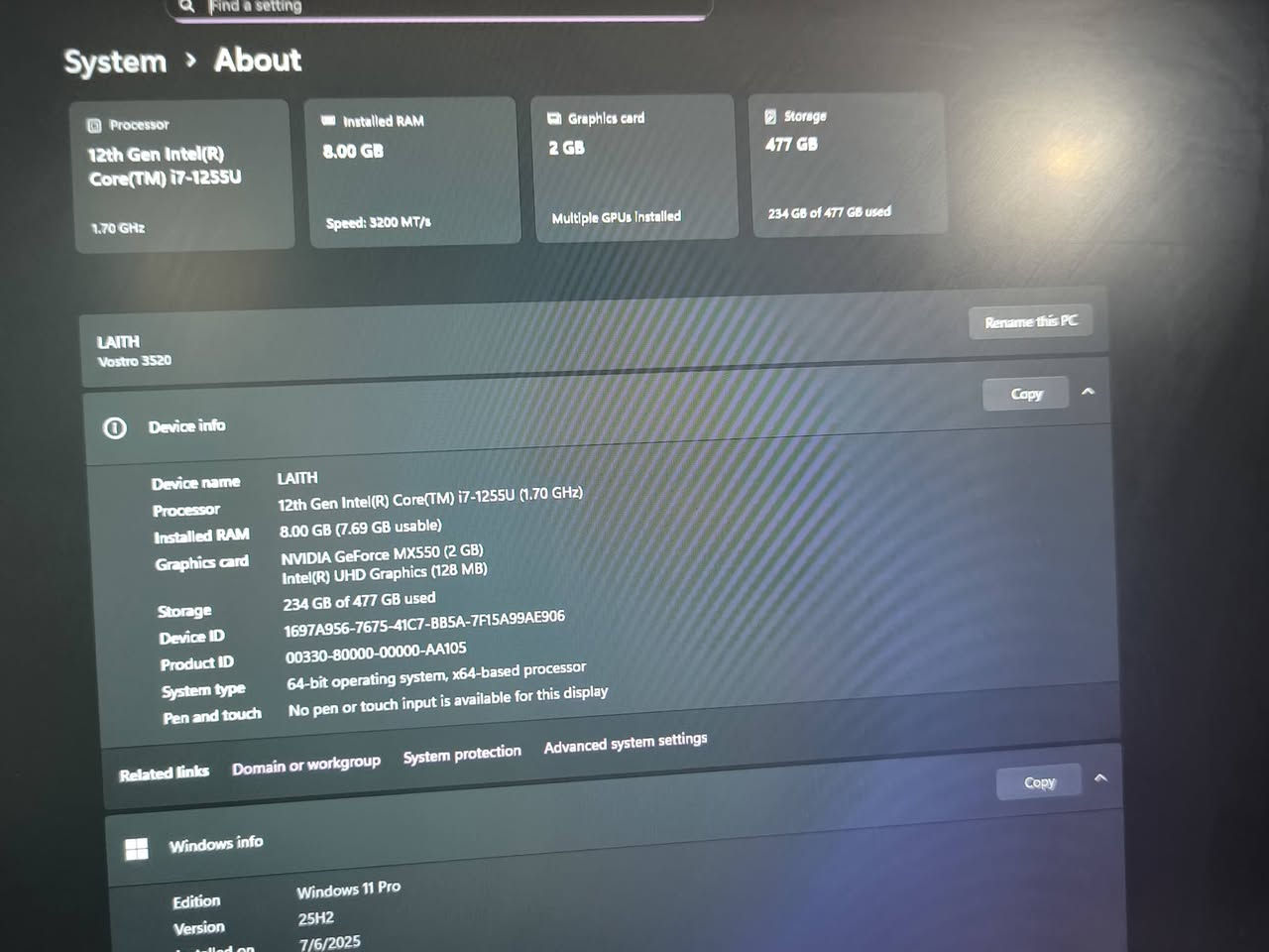 السلام عليكم
لابتوب dell vostor 3520

مستعمل نظيف جدا

المعالج i7 12th 

الكارت mx550 مع كارت داخلي مدمج

شاشه ips 120 hz حجمها 15.6 انش

التخزين ssd 512 gb 

الرام 8 كيكا  3200 ميغاهيرتز

النظام win 11 pro مفعل وكامل

مع الكارتونه والشاحن الاصلي 

لابتوب حلو مناسب للشغل الخفيف والالعاب الخفيفه مثل فورتنايت وفالورانت وسي اس وغيرها وموجوده مراجعاته على اليوتيوب

للاستفسار الرقم ***********
مكاني بغداد الكراده
السعر 550 الف
