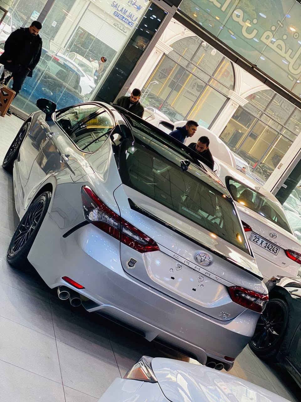 ‏𝟐𝟎𝟐𝟒
تويوتا كامري (XSE) موديل : 2024

فول مواصفات top of the line

اللون :  رصاصي 

عداد المسافة : 33 ألف/كم

حجم المحرك :  2.5 (4.سلندر) بنزين

نظام دفع رباعي: (4 ويل) 

الحادث : بابين جملغ خلفي صبغ بدون دواخل 

رقم شاصي موجود 

بدون ارباك 

المواصفات 🔚 𝐗𝐒𝐄

فول فول مواصفات 1/1 

فتحة سقف بانوراما

داخل جلد 

سماعات JBL 

داخل لد بلادي

شاشة كبيرة لمس

شحن واير ليس

كاميرا دواره

أبواب  بصمة 

تشغيل عن بعد (𝐑𝐄𝐌𝐎𝐓𝐄 𝐒𝐓𝐀𝐑𝐓)

هاند بريك بصمة

أوتو هولد (𝐀𝐔𝐓𝐎 𝐇𝐎𝐋𝐃)

أوتو ستارت (𝐀𝐔𝐓𝐎 𝐒𝐓𝐀𝐑𝐓)

أوتو ستوب (𝐀𝐔𝐓𝐎 𝐒𝐓𝐎𝐏)

رادار أمامي (تحديد مسار)

‌‎رادار جانبي (نقاط عمياء)

‌‎رادار خلفي (التحذير من الاصطدام)

‌‎حساسات خلفي 

نظام (𝐄𝐂𝐎)

نظام (𝐍𝐎𝐑𝐌𝐀𝐋)

نظام (𝐒𝐏𝐎𝐑𝐓)

مانع انزلاق+𝐀𝐁𝐒

تحكم ستيرن

ستيرن هيتر

كُشنات جلد

كشنات كهربائي

كشنات هيتر

تبريد لمس

تبريد مركزي (أمامي + خلفي)

لايت (𝐋𝐄𝐃) عدسة زنون بلادي

بك لايت (𝐋𝐄𝐃) بلادي

ويل أسود حجم 19. 

السعر 215 بيه مجال 

العنوان : معرص براهيم نامق اربيل 

*********** وتساب 

***********
