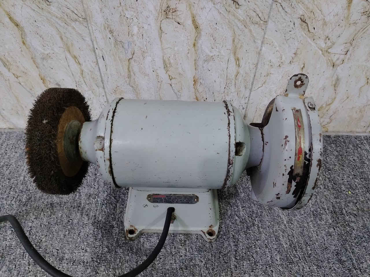 السلام عليكم
كوسرة للبيع
نضافة عالية
صيني مؤسسة
6انج
السعر 165 الف
عنوان بغداد
الحبيبية
***********
يوجد توصيل
