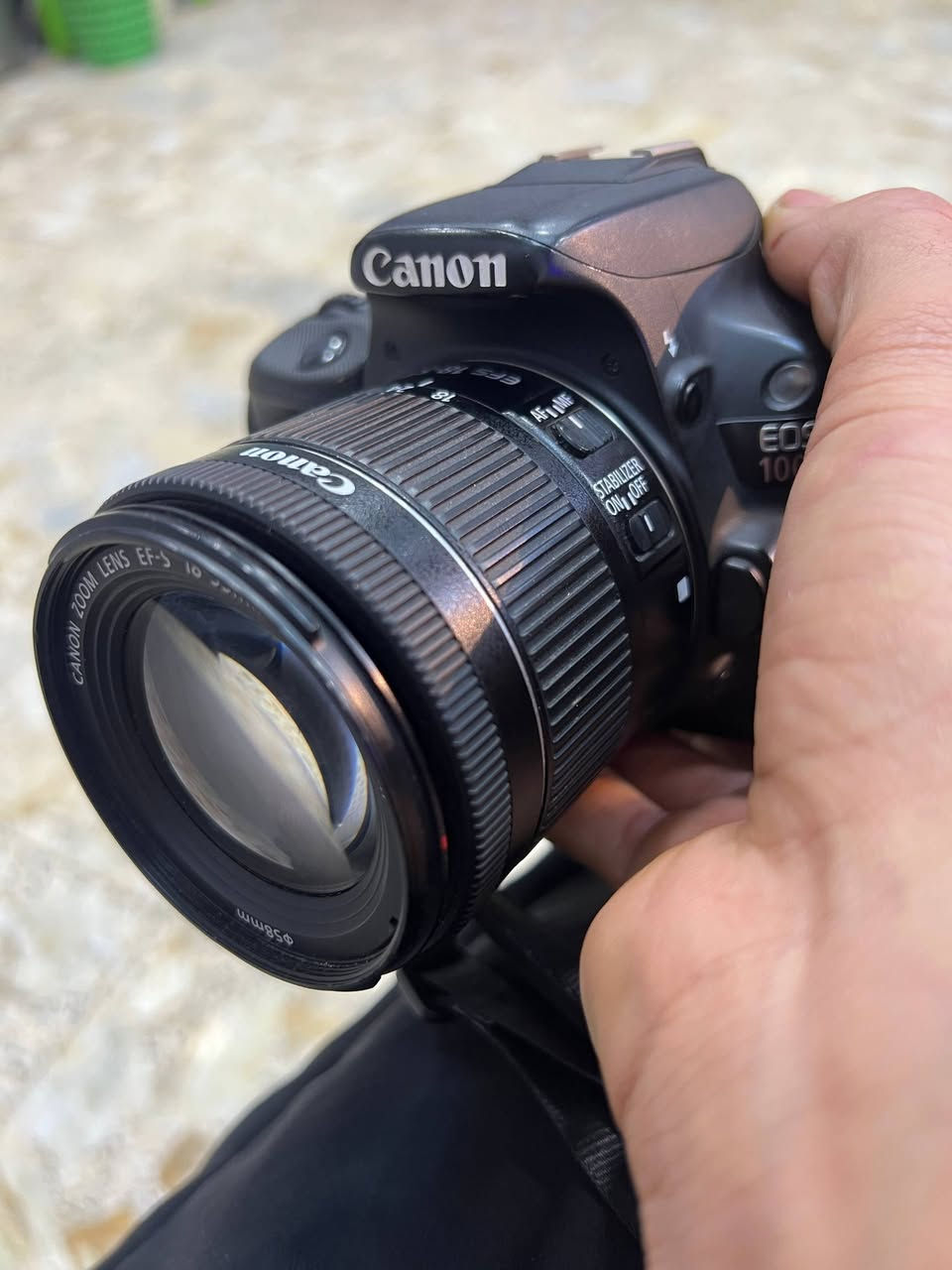 السلام عليكم كامره للبيع نوع كانون 1800
نضافه فوول السعر 600وبیها مجال رقم الهاتف***********
