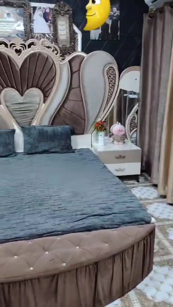 غرفه نوم للبيع مابيها أي ضرر فقط رجل ميز مرايه كسر يصلح حلوه مرتبه ضخمه سعرها 750 وبيها مجال


**إذا كنت صاحب هذا الإعلان وتريد حذفه لأي سبب، رجاءا أرسل رسالة إلى الدعم الفني**