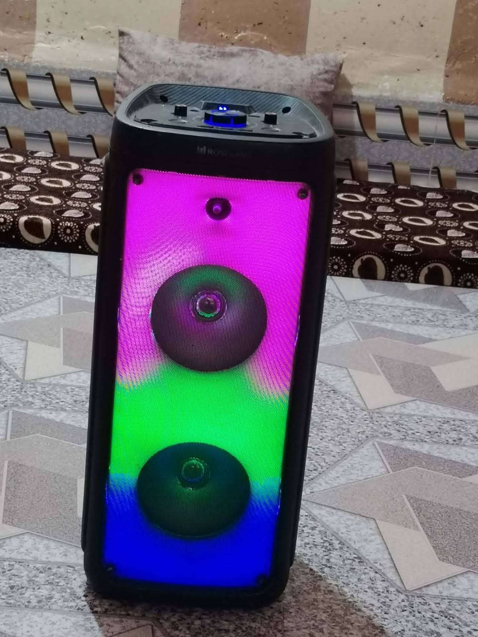 السلام عليكم ديجي للبيع صوت عالي شحن مو عل كهرب السعر راسلني عل خاص


**إذا كنت صاحب هذا الإعلان وتريد حذفه لأي سبب، رجاءا أرسل رسالة إلى الدعم الفني**