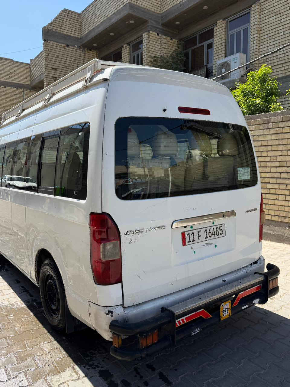 سلام عليكم هايس جنبي بانزين موديل 2015 ما بيه صبغ بس يرادله ترتيبات ب گشر بسيطه مكينة وگير مكفولات بيه شاشة وكامره شغاله رقم جديد تحويل ثاني يوم 
#السعر: 130 وبيه مجال بسيط
#مكاني: بغداد الشعلة 
#رقمي: ***********
