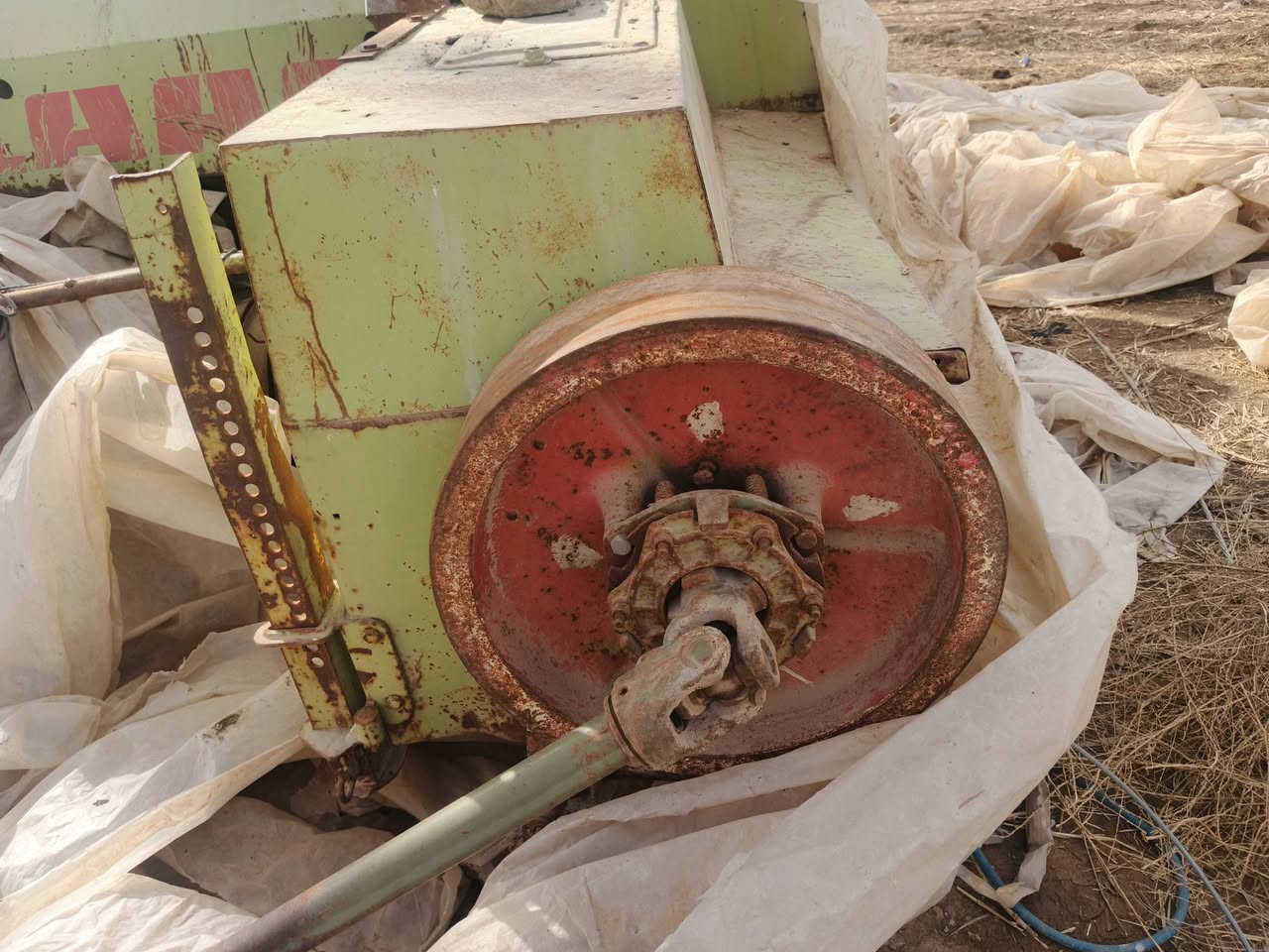 كابسه كلاس للبيع قيم واخذ بالي يرضي الله 
***********متواجد 
فيس واتساب 
مكاني بغداد اليوسفيه
