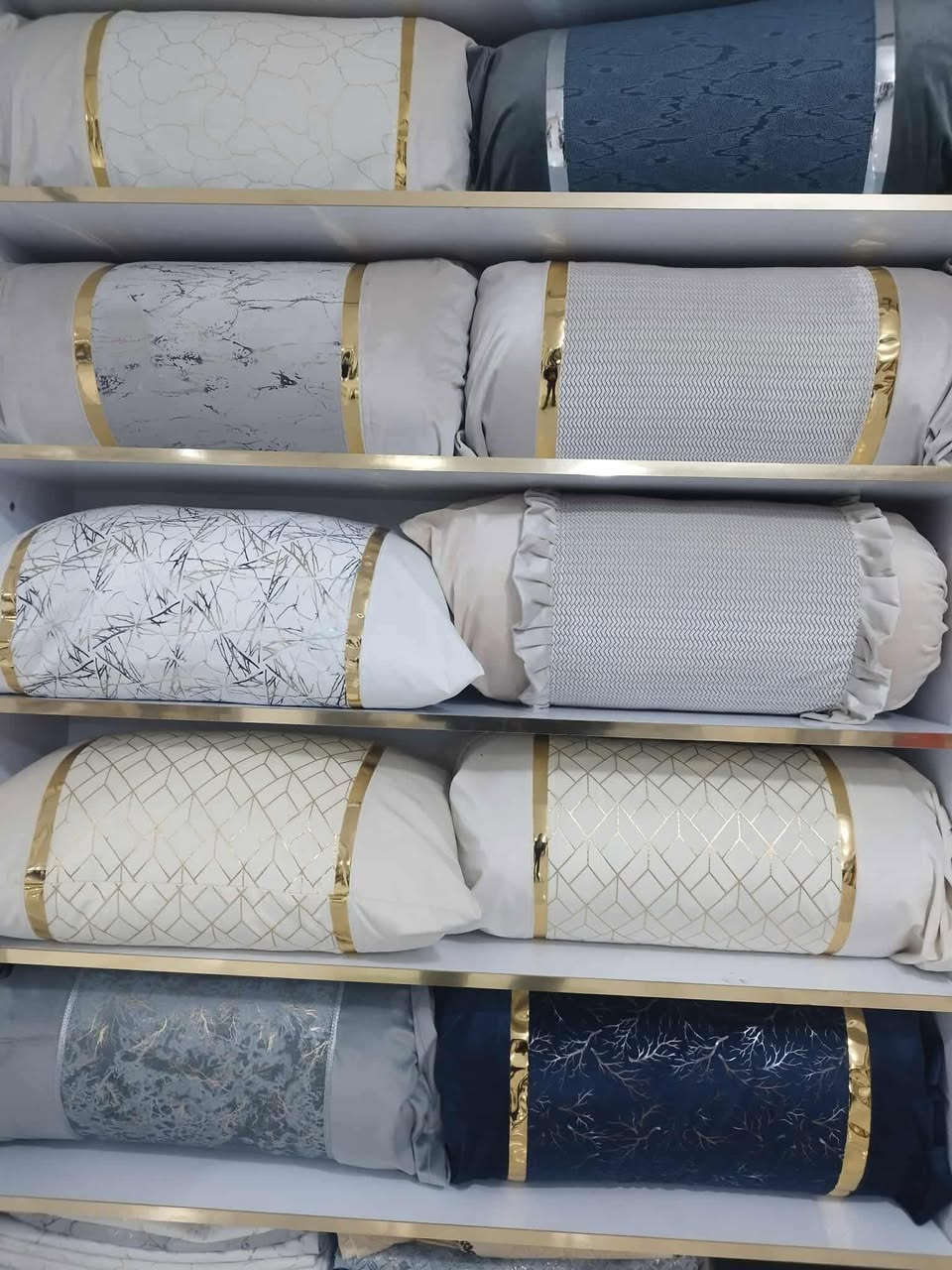 بەرگی سەرینی کوردی و پشتی
بەچەندین ڕەنگ و دیزاینی تایبەت 
دوورین و دیزاینی تایبەتی خۆمانە و بازاڕی نین ..
گەیاندنمان هەیە بۆ هەموو کوردستان و عێراق


**إذا كنت صاحب هذا الإعلان وتريد حذفه لأي سبب، رجاءا أرسل رسالة إلى الدعم الفني**