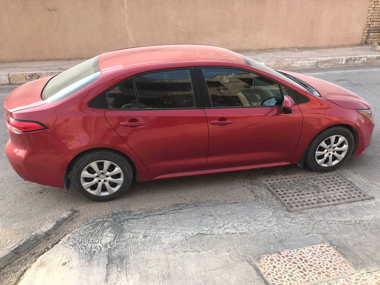 السلام عليكم

كورولا 20 ، وارد كندي
ضررها بنيد وچاملغ بدون دواخل
ماشية ٩٠ الف ، تحديد مسار 
نقطة عمياء ، راديتر سراوين جديدة ، تدفئة كشنات
مكان السيارة تكريت 
السعر  147
***********
***********
