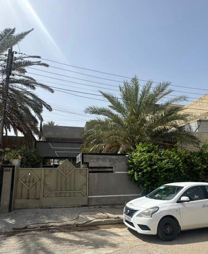 عقار للبيع 200 متر حي الاعلام وره حسينه مدينه المنوره الارضي حمام خارجي وداخلي 
وصاله واستقبال ومطبخ وغرفه نوم ومنور 
وفوك غرفتين نوم حولي صغير ومخزن


**إذا كنت صاحب هذا الإعلان وتريد حذفه لأي سبب، رجاءا أرسل رسالة إلى الدعم الفني**