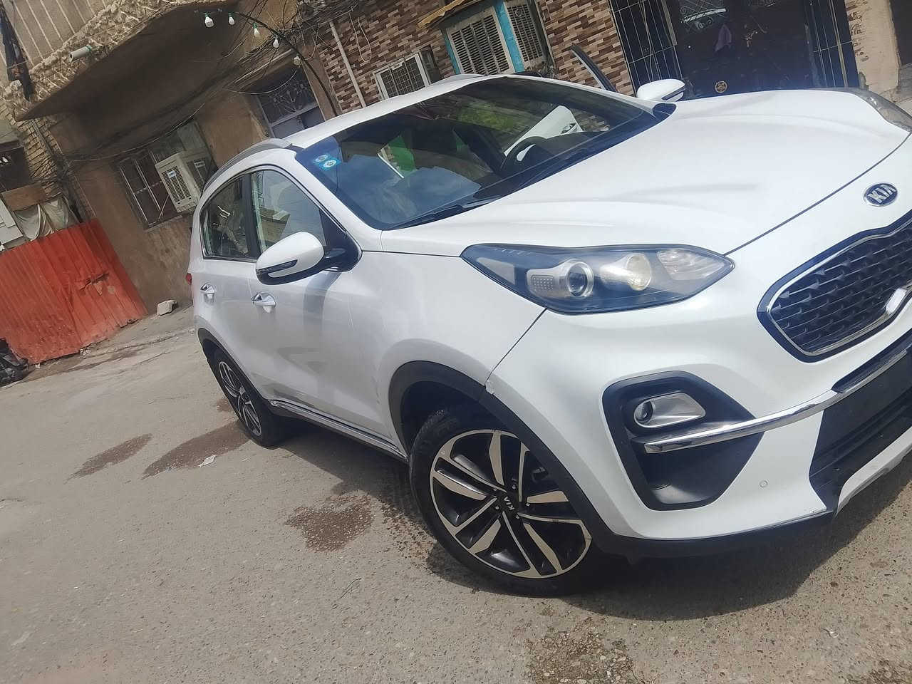 سلام عليكم 
سبورتج 2021خليجي رقم بغداد انكليزي 
بصمه تشغيل او ابواب كرسي كهرباء 
مري شفط بيها سبيرها منازل بيهابارد قليل 
السعر 200بيها مجال بغداد الكرخ ***********
