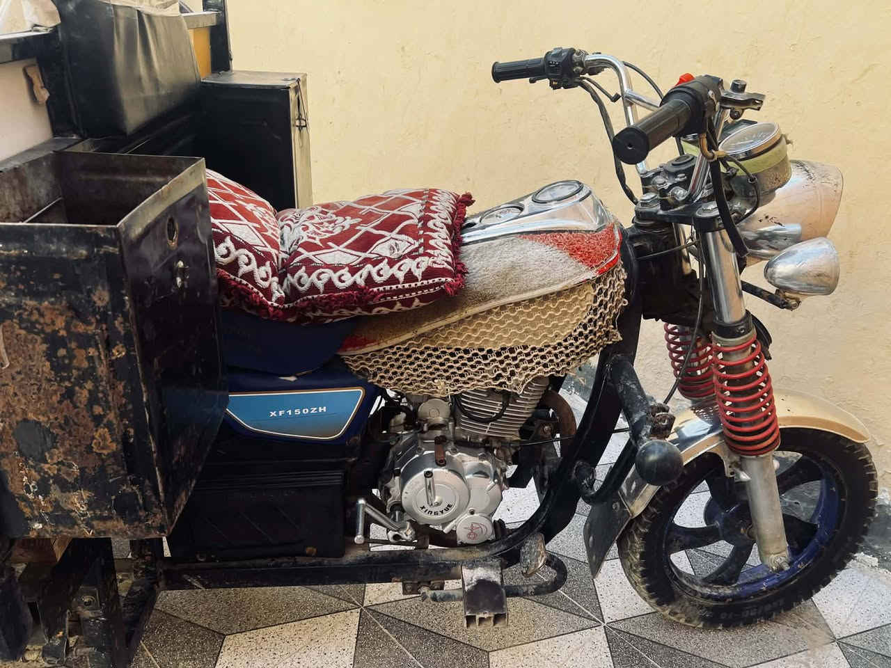 ستوته 2018 اوراق اصولي
الحمزه الشرقي  التوصيل  اتصال فقط 
رقم الموبايل  ***********
