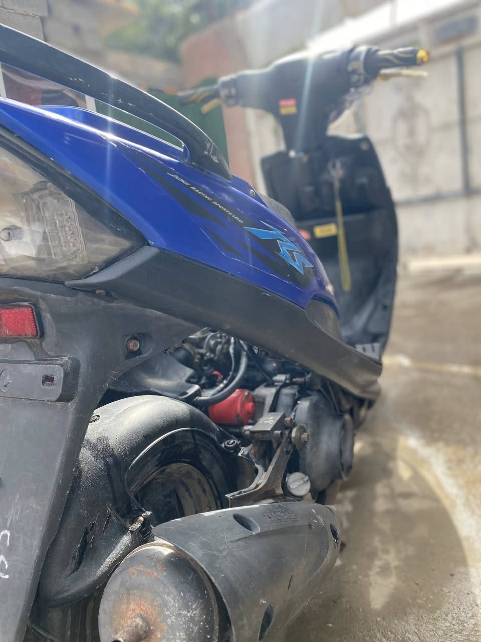 ماكس عدله بلاديه   بس سلف رياضي ودبل الخلفي دراجه كامله من كلشي نقصه بس باتري الدراجه بأي وقت تشغله هندر واحد كهربائياته كامله محركه خير من الله بلادي بوشه 49 سعر 450 وبيه مجال بسيط 
بغداد الشعب 
***********
