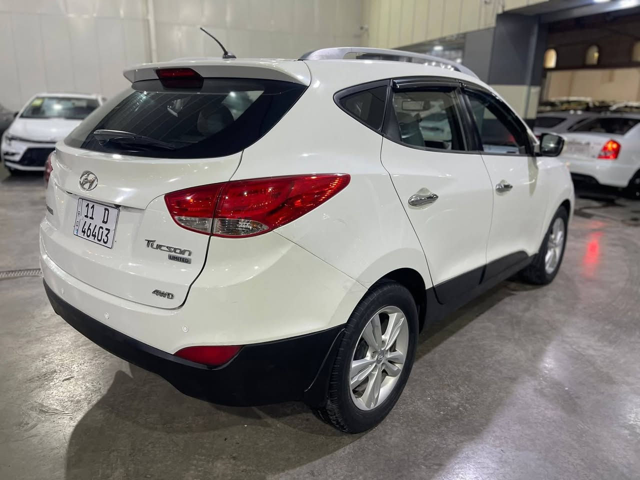 توكسان خليجي كامل مواصفات  لمتدد موديل 2010 شكل ل2015
محرك 2400 بخاخ 
حساس كامرات 
فور ويل 
شاشه 
بنراما 
تخم تاير جديد 
حداديه حلوه 
تبريد ثلج تدفئه
مديومه دامه عامه 
دوشمه جلد
ارضيه جلد 
رقم دولي جديد بغداد 
سياره كلش حلوه ومرتبه خير من الله 
سونار مرفق بالمنشور 
بيه ٣ قطع صبغ وصوره لحادث موجوده 
سياره بسمي تحويل ثاني يوم سنويه وهزه جديد 
قتنع اله تتصل سعره 126 وبيه مجال حك جيه 
المكان بغداد 
لاتصال او واتساب ***********
