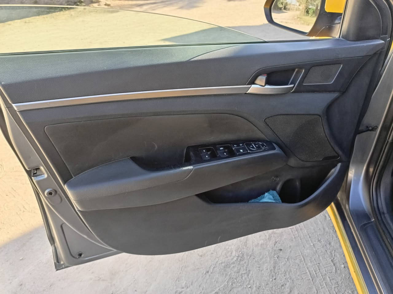 النتره 20 للبيع امريكي ظربه بنيد مبدل فقط ومقدمة القماره موصفات شاشه تحكم كامره دواره اشاير بلمري مانع انزلاغ هواي موصفات مكينه دوش الفين سياره جاهزه وما متعوبه رقم ذي قار دولي بسمي مصفره من كلشي  السعر 125 وبيه مجال قليل عنوان ناصريه سوق الشيوخ رقم الهاتف بي واتساب ***********
