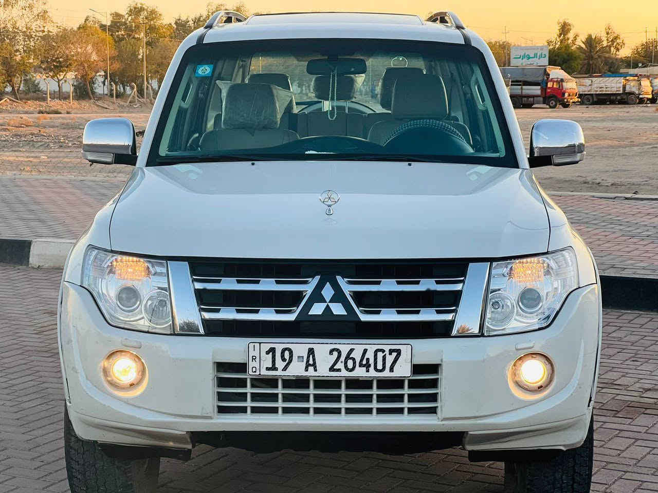 سلام عليكم باجيرو 2014 حبتور  خليجي رقم كربلاء الدولي مشروع وطني تتحول بكل المحافظات 
فول مواصفات حبتور سته سلندر سبعه راكب ثلاثه قطع تبريد مركزي شاشه كار بلي كشنات جلد كشنات كهرباء تحكمات ستيرن جهتين مري شفط إشاره بل مرايه ثلاجه تبريد نظام دمام كبير فوريل تبريد لمس وبعد بيها هواي مواصفات معروفه 
كير محرك تبريد تخم تاير حداديه كلها جديده وخير من الله 
ماشيه 99…Km حقيقي اصل 
مكان سياره كربلاء إلمقدسه 
رقم الهاتف‭…0770 730 3729‬
سعر 158…
ملاحظة غير متوفرة حاليا على الفيس بوك كربلاء, العراق
