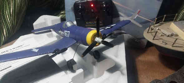 للبيع ٣ قطع احترافية شغالات بس يرادلهن شوية ترتيب السعر 45 الف
