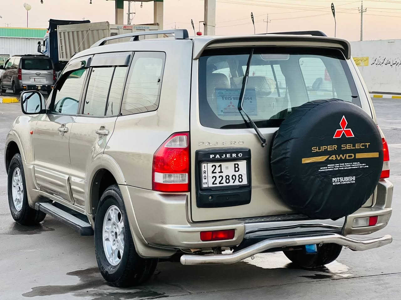 السلام عليكم للبيع باجيرو موديل 2002 رقم سليمانيه دولي جديد مكينه وكير بلاد حداديه حلوه طخم تاير تبريد شغال مكفوله من الكص ونقل وكافه الاصوليات العنوان البصره الزبير 
الرقم /***********
