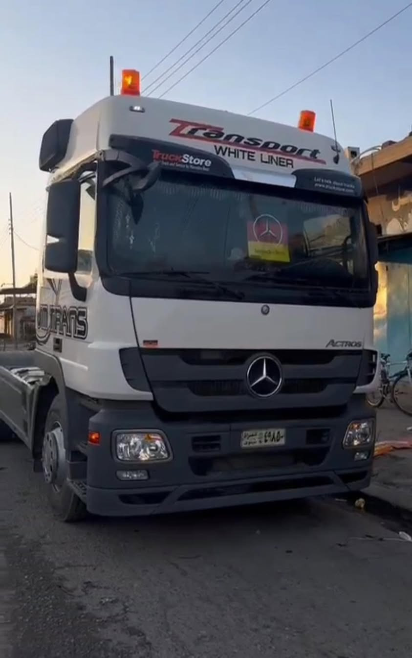 السلام وعليكم
للبيع 2005 
نساف 3دناكير
كامل مكمل كبل للشغل
رقم موصل

‭0782 262 4418‬
