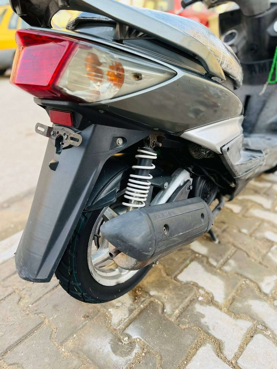 (مراوس) بماكس عدله مزوده دراجه رمبه ونضيفه


**إذا كنت صاحب هذا الإعلان وتريد حذفه لأي سبب، رجاءا أرسل رسالة إلى الدعم الفني**