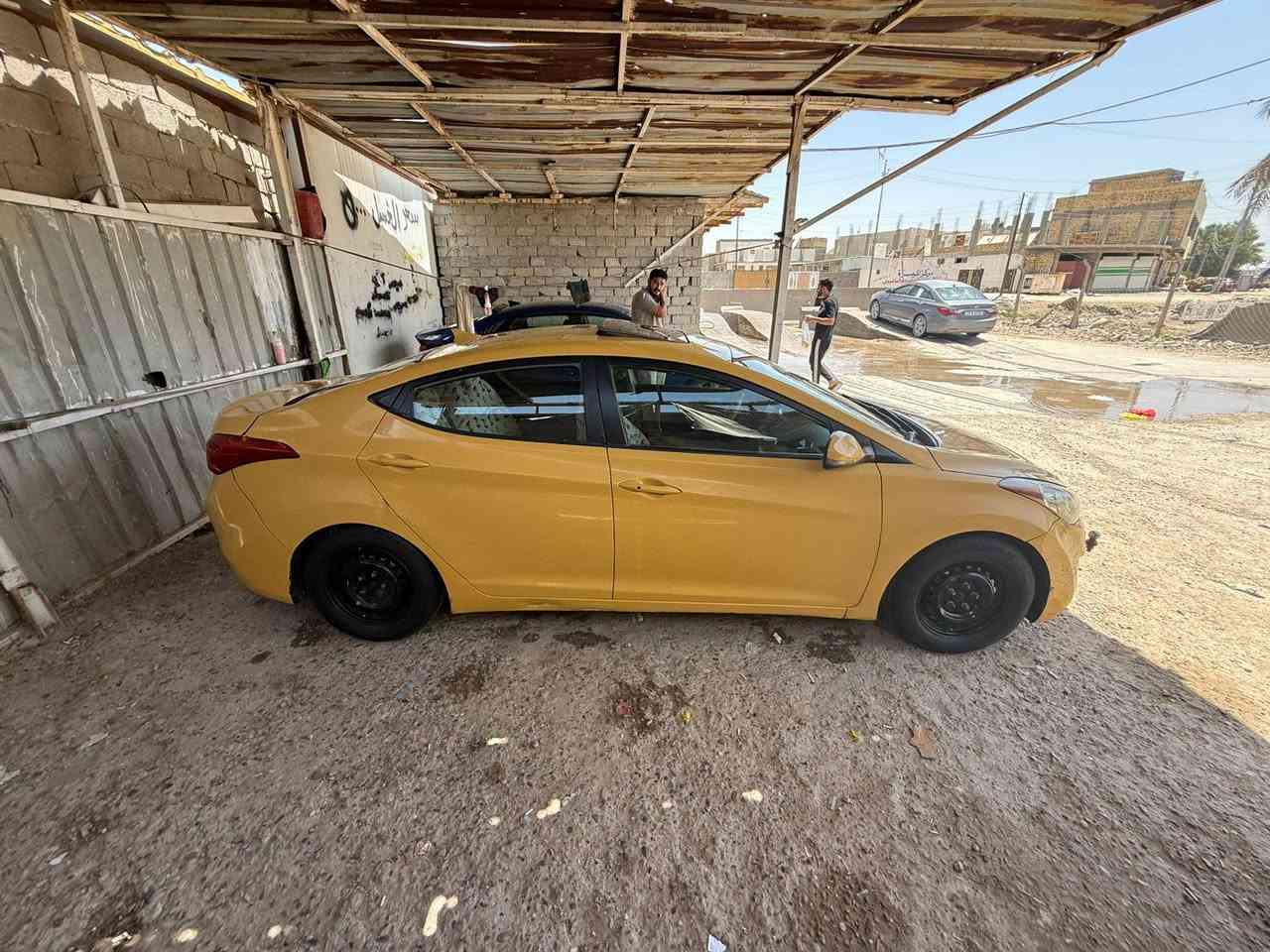 السلام عليكم
النترا موديل 2013 لمتد 1/1فول 
وارد امريكي حادثها مرفق بل منشور بدون دواخل بدون تبديل 
السياره باأسمي سنويه نافذه بسنة ال 2025بشهر الواحد صارلها سنه هيئه وغرامات صفر سياره مابيها نقص كبل للشارع 
العنوان حله شارع 80 سعرها 96ورقه وبيها مجال حك الجيه
***********
