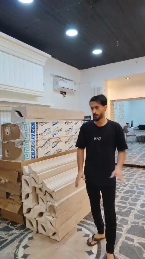 عرض تصفيه مخزن 
فوم وجهات تركي + عراقي 
العنوان كربلاء سريع حي المعلمين 
توصيل جميع المحافظات 
***********
