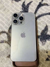 ايفون ١٥ برو ماكس • ١٢٨ • بطارية ١٠٠