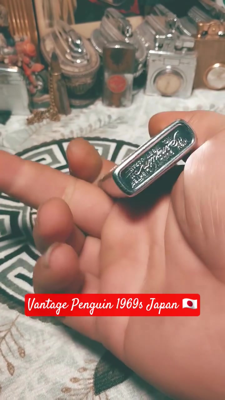 ولاعه Penguin يباني بنزين دعايه لماركه سجاير ليبي من السبعينات 
تعمل ❤️


**إذا كنت صاحب هذا الإعلان وتريد حذفه لأي سبب، رجاءا أرسل رسالة إلى الدعم الفني**