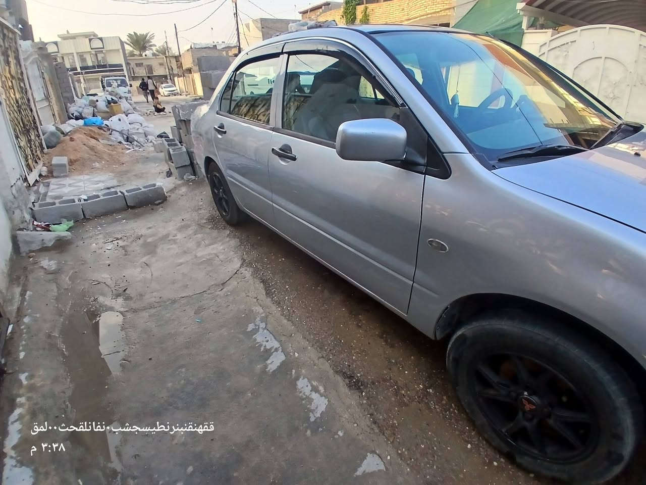 سلام عليكم 
٢٠٠٦
باسمي كير محرك مكفول تبريد شغال ثلج
مصبوغه عام بدون ضرر جماليه محرك جديد حاويه ١٥٠٠ 
بغداد البياع
***********
السعر ٧٤
