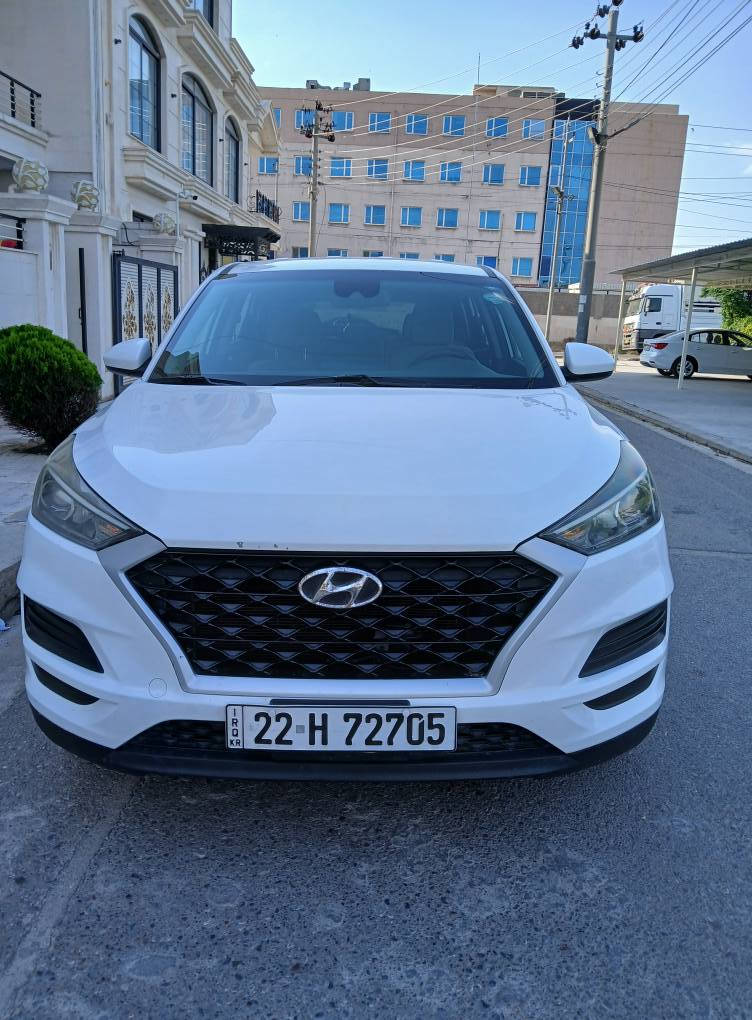 هیوندای تکسون 2020 مواصفاتها امریكی بدون حادث لا صبغ ولاتعدیل شویة بی تقلیم بل بونید شبرین بی تقلیم السیارة كلشی جدید محرك مفتوح80الف میل ماشیة  السیارة بسمی سعرها164ورقة ...اربیل ***********
تکسۆن 2020 مواسەفات ئەمریکی بێ بۆیاخ بێ لێدان هیچی دەعمی نیە تەنها دوو بست بۆنیدی قەلەم کاریە هەموو شتی نوێیە مەکینەی کرایتەوە بەناوی خۆمە نرخی 164وەرەقە ..هەولێر*********** أربيل, العراق
