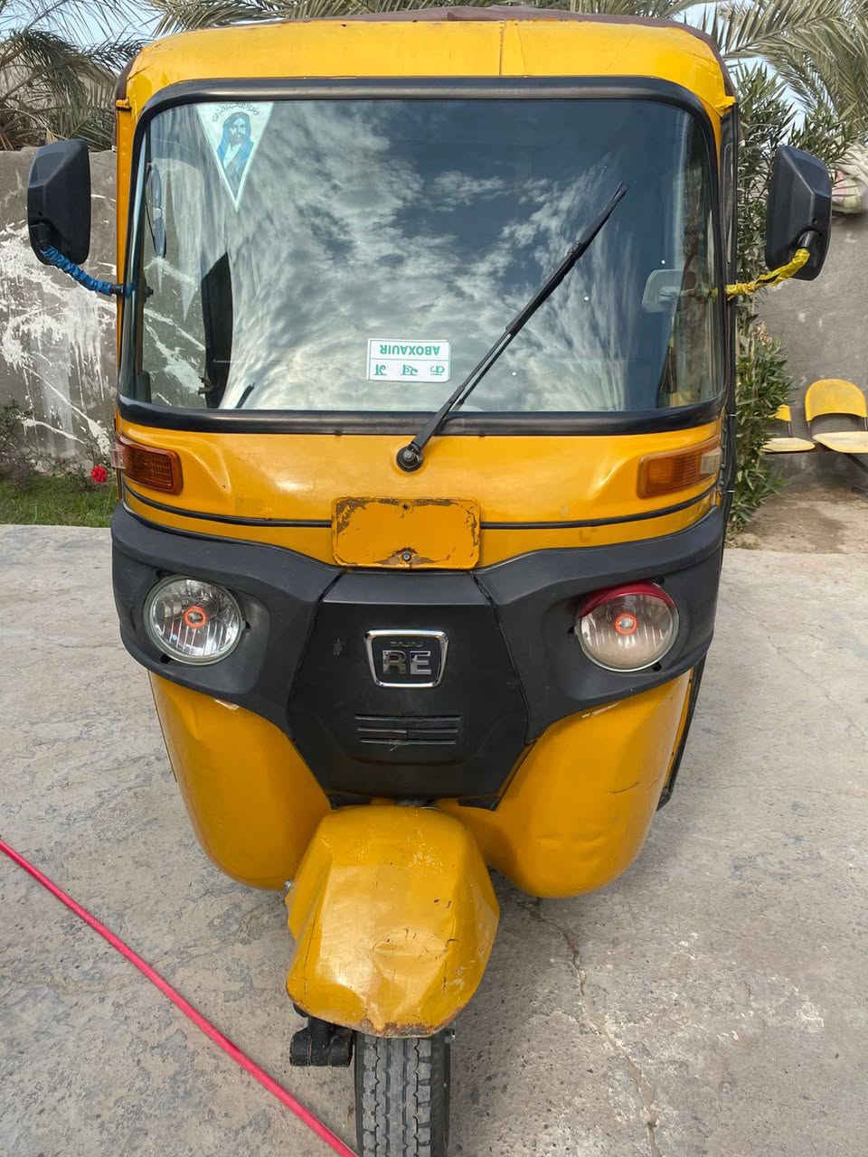 السلام عليكم تكتك للبيع موديل 2021 رقم وسنويه تكتك نضيفه كدامكم كيرها مكينتها خير من  الله التكتك رايدها 6500 قفلها مكان بغداد المحموديه اتصل أو واتساب (***********)
