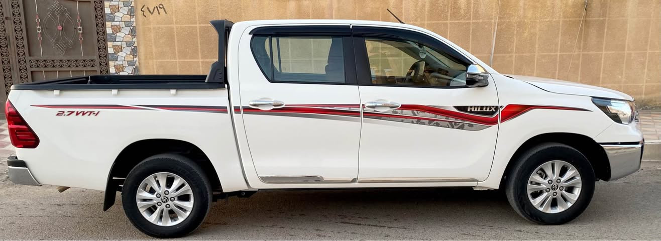 السلام عليكم 
تويوتا هايلوكس 2025 ناصي 
رقم اربيل تحويل مباشر 
مواصفات ساز 
كير اوتماتيك 
حساس اطارات 
كاميره خلفيه اوحساسات عند الرجوع 
تبريد كشنات 
بصمه تشغيل وبصمة أبواب  
السياره مكفوله كفاله عامه من كلشي سونار موجود 
السياره ماشيه 7 الف حقيقي 
السعر 305 بيه مجال بسيط 
مكان السياره الرمادي 
***********
*********** الرمادي, الأنبار
