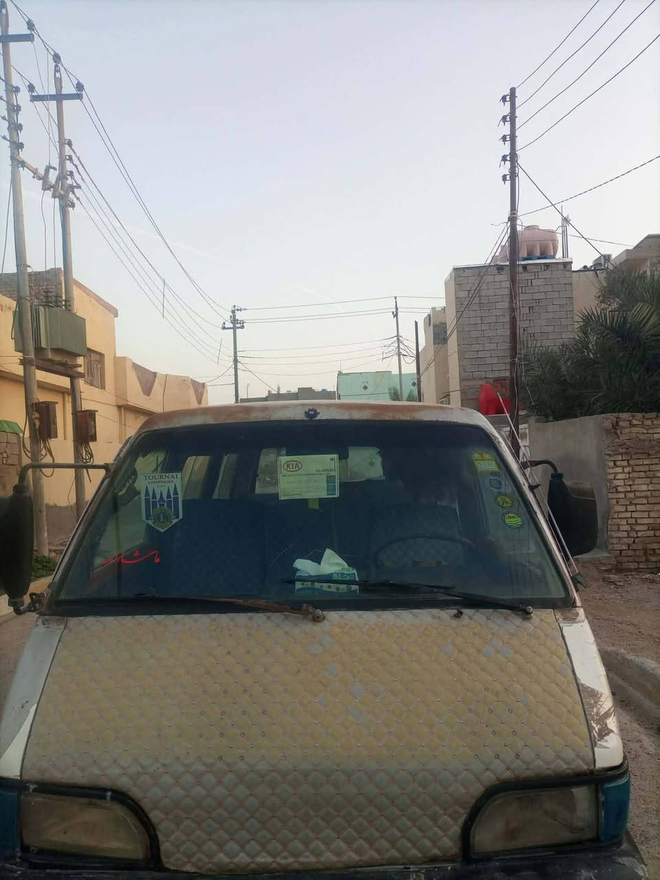 السلام عليكم 
كيا بستا موديل ١٩٩٤  رقم ديالى الماني 
مصفره خط و بحث و مرور 
مكينه بيهه بخار كير اكسل انضاف 
صدرهه يرادله سياره بلاديه بس الصفحه الطويله بيهه ضربه مبينه بصور 
تخم تاير باتري جديد سلف جديد دايمنو جديده بور شغال 
شباب سياره مكينه بيهه بخار و سحبهه ضعيف 
سعر  18 بيهه مجال قليل مكاني ديالى الخالص 
***********
