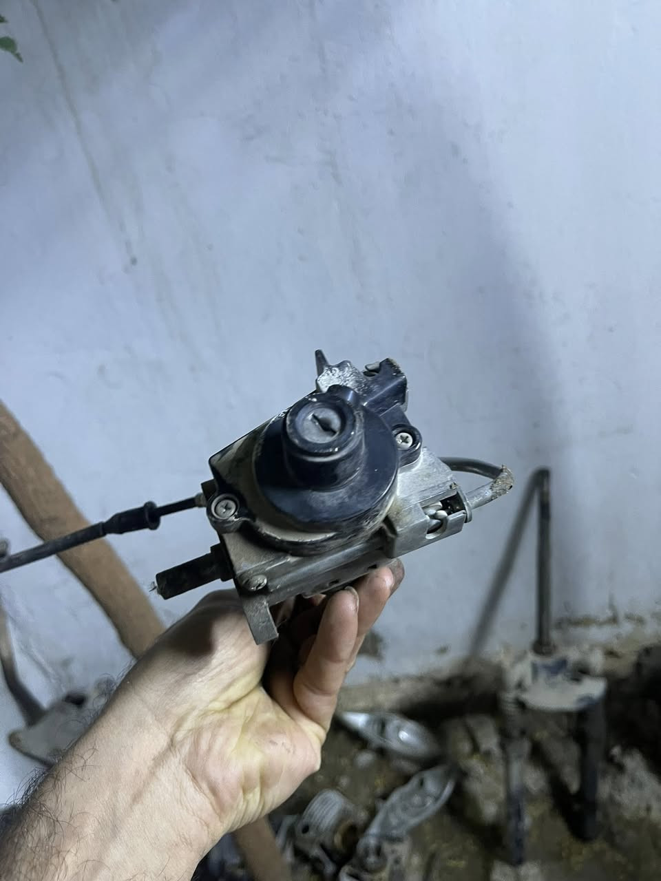 غراض ثعلب
على 10 اي شي تحتاج راسلني

مكاني الحريه 

***********
