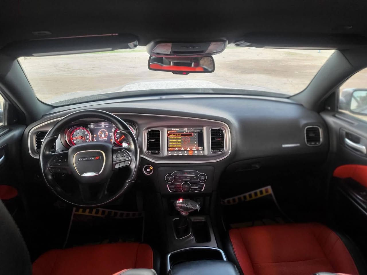 جارجر GT موديل 2019

ماشية 120 الف ميل
  شاشه كبيره كشن جلد حضن عتلات تغير سرعة بالستيرن 
سنوية جديدة شهر ١٢ جددتها مع الوحات انكليزي
كير ومحرك مكفولات 
الجاملغ الأيمن صبغ مع تبديل وصبغ ربع الجاملغ الخلفي قبق بانزين فقط وقليل بادر 
ا
اتصال ***********
