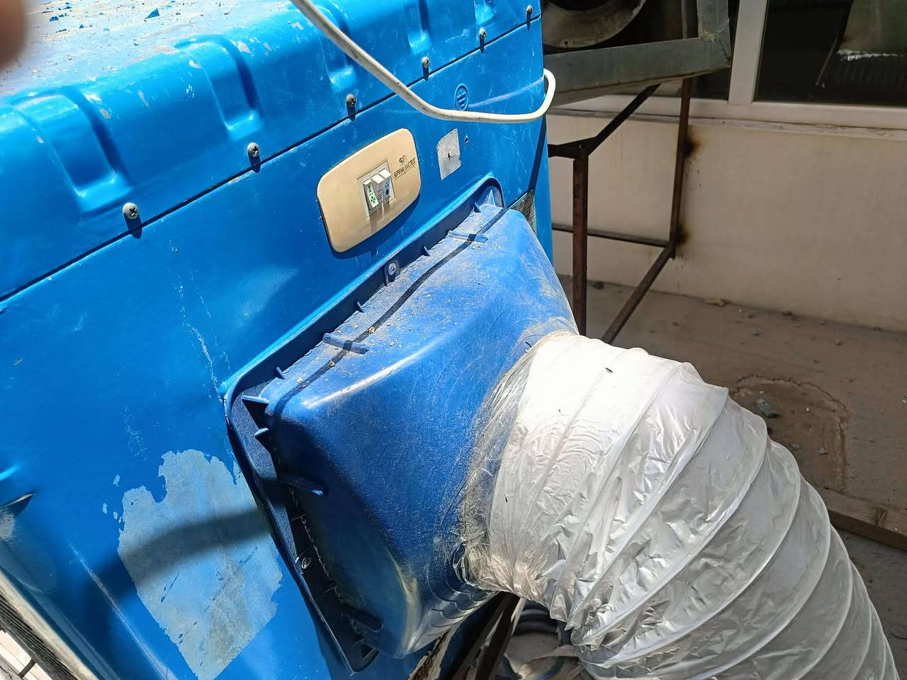 مبردة للبيع قفل ١٠٠شغالة لتواصل عالرقم *********** موقع حي لشيماء وفحصوها كبل ماتاخذوها ماطور نحاس #الجميع
