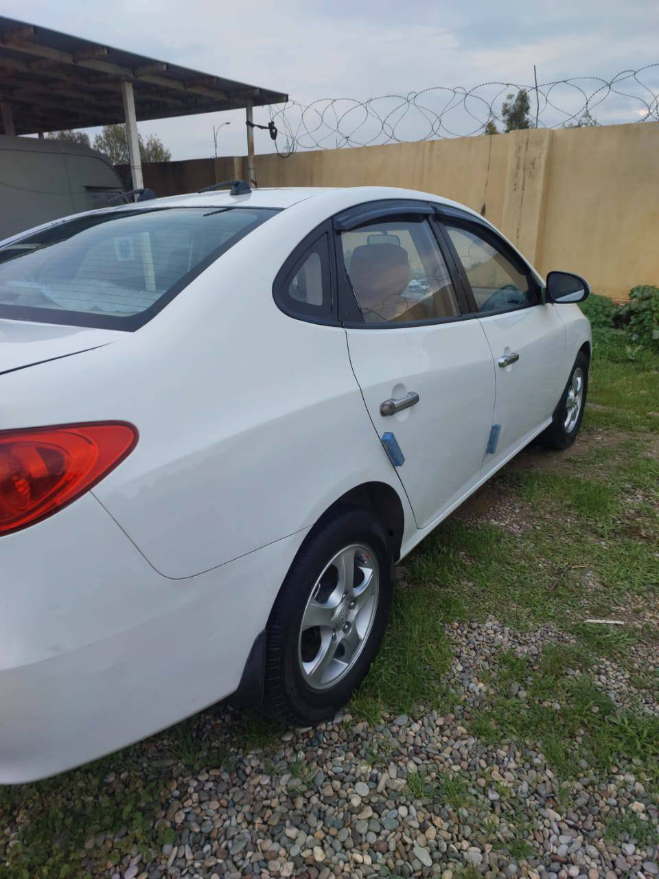 النترا موديل 2010 خليجي 
رقم أربيل إنكليزي 
سنوية لغاية 2030
هزة جديدة ماساقطة 
تدفئة تبريد شغالة 
تواير جديد حدادية كاملة 
تحكم استيرن جهتين ويل كب 
مري شفط اشاير بالمري 
مع شاشة ٤دسك 
السيارة بدون حادث والسونار موجود 
محرك ١٦٠٠

***********
