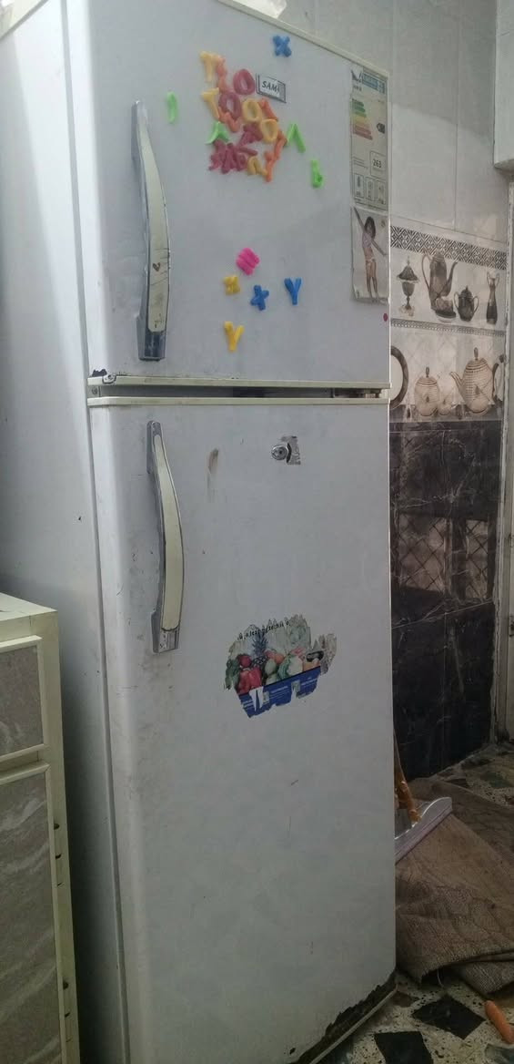 السلام عليكم
الكنتوري سعره 400 وبي مجال 
السبلت انفيتر الجداري سعره 600 جديد وتبريده ثلج والبلازما 100 بدون نت 
والثلاجة 200 
المكان البياع الشرطه الخامسه


**إذا كنت صاحب هذا الإعلان وتريد حذفه لأي سبب، رجاءا أرسل رسالة إلى الدعم الفني**