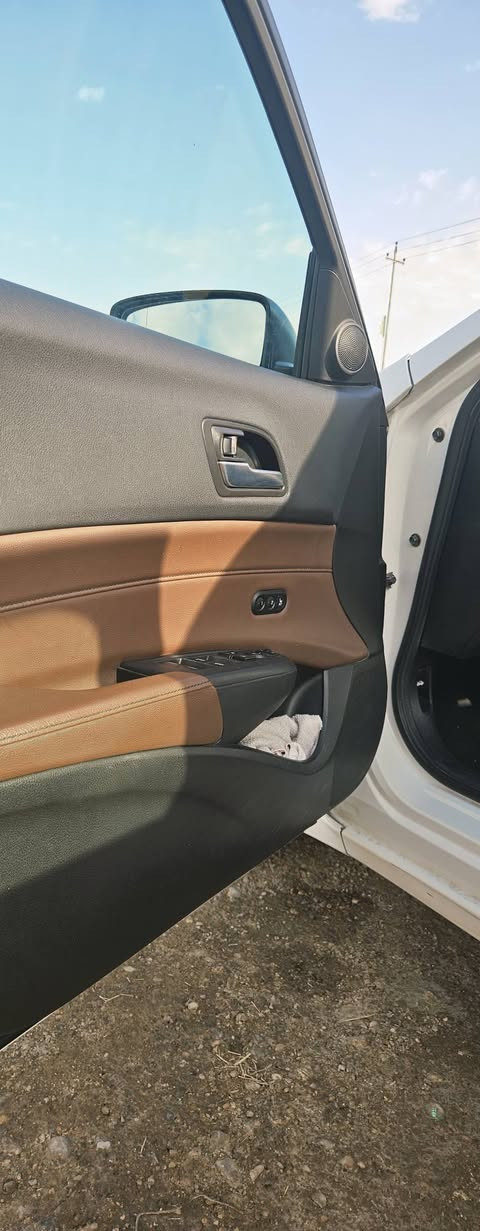 هوندا اكورا للبيع والمراوس 
  موديل ٢٠٢٠٠معوقين بغداد  
محرك ٢٤٠٠
كير عادي  واوتماتيك 
 شفتات  بالستيرن  للعادي 
كشنات  جلد 
تدفئه  كشنات  
وضعيات  كشن  حفظ
الايت  اوتماتيك  يعني  يشغل عللي وتاصي  حسب  طريق 
لايت  زنون  
بنوراما 
شاشتين  ١ اندر ويد  و٢ كار  بلي 
تشغيل  عن  بعد  
جامات   عن  طريق  البصمه  تنزل 
رادار  امامي  وخلفي  
 مثبت  سرعه   
ومثبت  عدم نحراف  
قياده ذاتيه
 حادثها  جاملغ ايمن جهه اليمنا   والجاملغ  الجه اليسرى والباب   بيهن صبغ   
 ايرباك  دركه  فقط   طاك 
تخم  تاير جديد
باتري  جديد 
ماشيه ٨٦ الف ميل
حداديتها ٥٠%
نقصها  شباك امامي 
١٢٥ وبيها مجال  حق نواقصها


**إذا كنت صاحب هذا الإعلان وتريد حذفه لأي سبب، رجاءا أرسل رسالة إلى الدعم الفني**