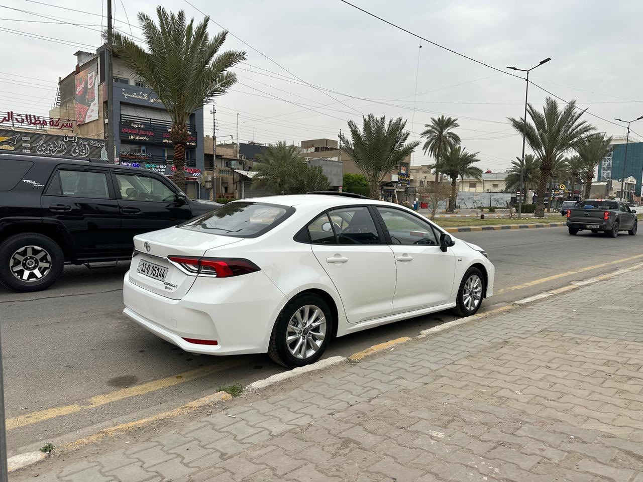 السلام عليكم
كورولا 2024 صيني هايبرد شكل الخليجي
داخل جلد اسود بلادي 
مواصفات الصيني معروفة
فتحة سقف تحديد مسار رادار كامرة
السعر 155 ورقة 
مكانهة حي العدل بغداد
رقم الهاتف: ***********
