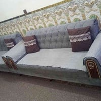 طقم 6 مقاعد • مع بردات • مفرش