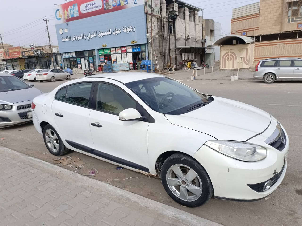 السلام عليكم رينو للبيع او مراوس موديل 2013 رقم الماني مثنى مكان السياره نجف سعر 25 بيها مجال ***********
