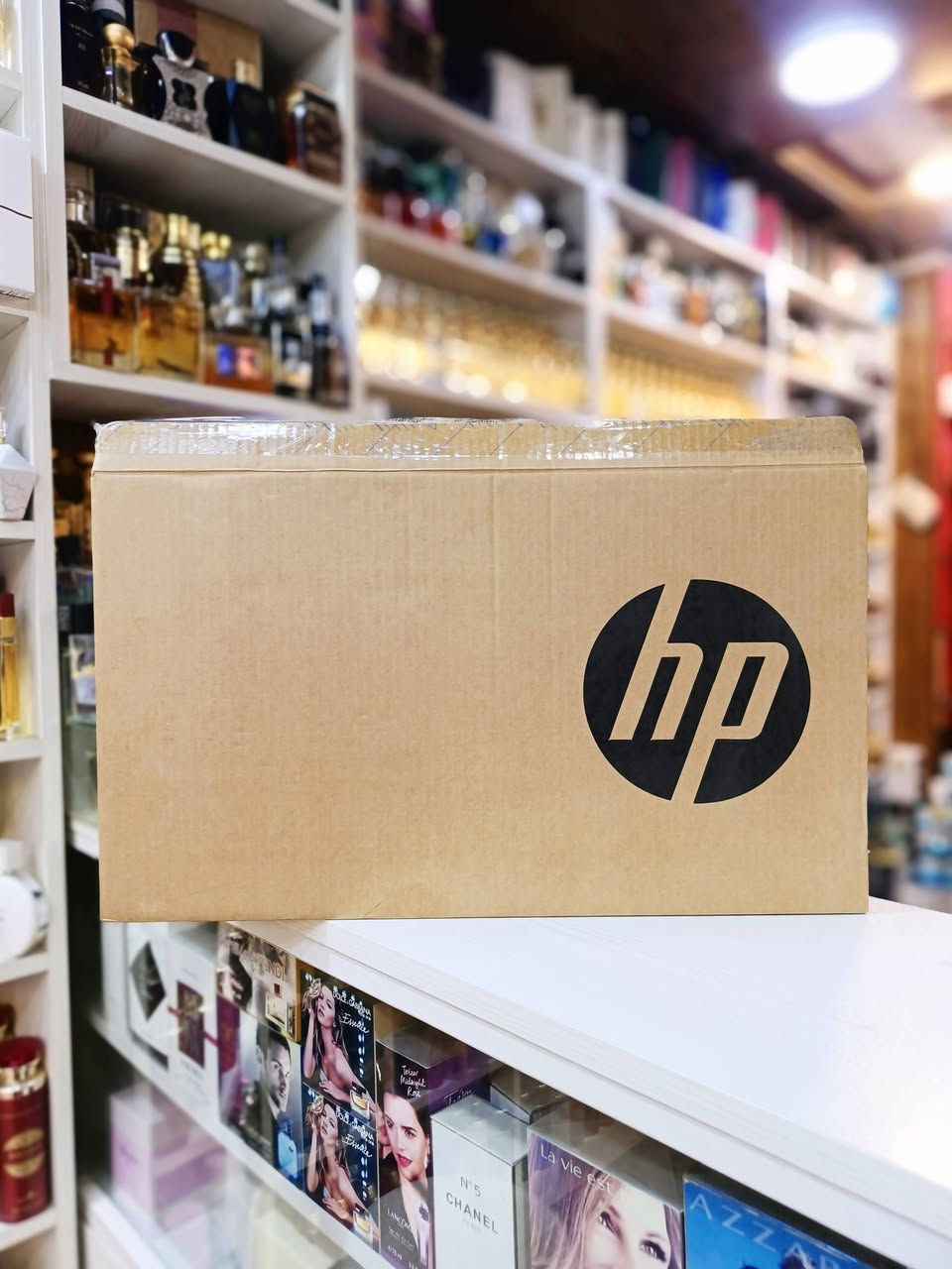لابتوب بمواصفات ممتازة
HP
المواصفات
Cor i5 
الجيل 11
الرام 8GB 
الهارد 256GB ssd 
حجم الشاشة 15.6 انج 
كارت الشاشه 4GB intel 
بطارية ليثيوم ممتازة 
نظافة الجهاز بالكارتون شرط جلخ مابي 
🎁 الملحقات 
كارتون الجهاز + شاحن أصلي + حقيبة   
السعر 400 الف دينار 
يتوفر توصيل لجميع محافظات العراق 
للتواصل على الخاص او على الواتساب
*********** واتساب 
***********
